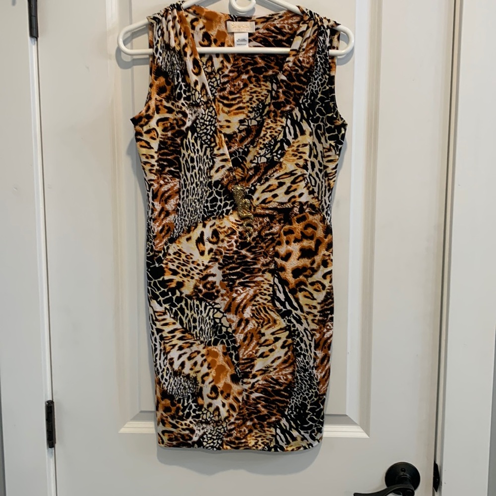 Savee Couture Dress and Brooch